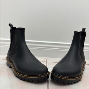 Igor Black Ankle Boots with Tan Trim